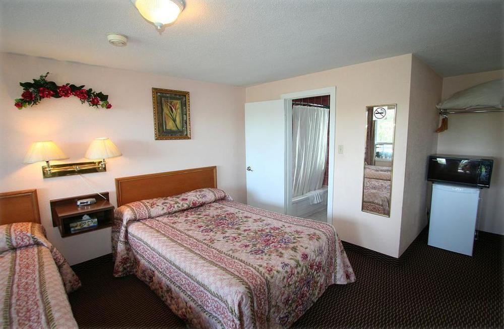 Campbellford River Inn Dış mekan fotoğraf