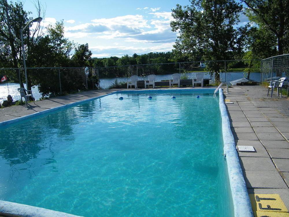 Campbellford River Inn Dış mekan fotoğraf